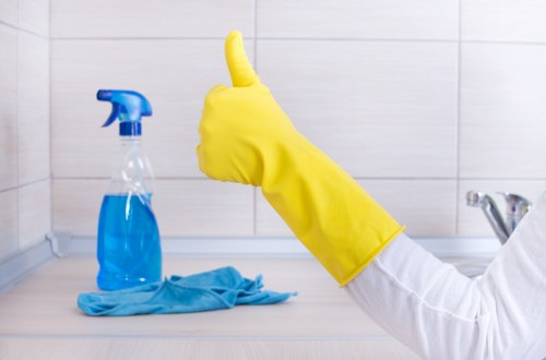 Thorough cleaning of cupboards and fixtures before tenancy handover