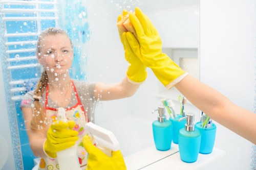 End of tenancy deep cleaning for homes and small commercial spaces